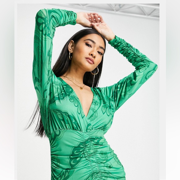 NWT ASOS WRAP MAXI DRESS SZ 10 US DUO-TONED GREENS RUCHED DETAIL - Picture 2 of 5